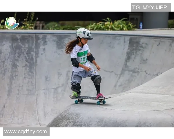 全国街舞大赛点评成都滑板队展现惊人耐力与团队默契